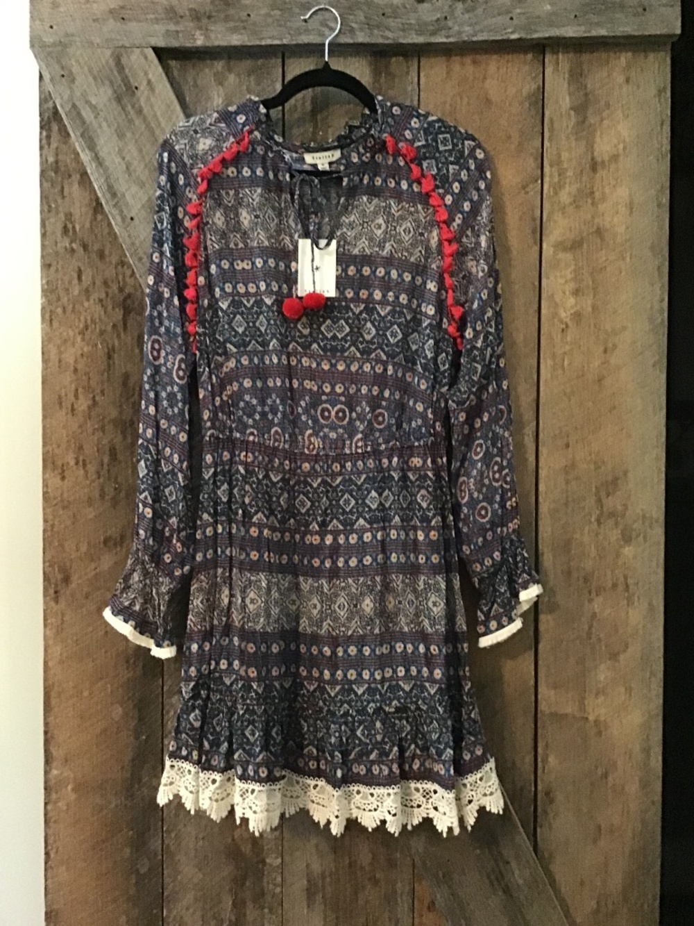 Stellah - Navy blue long sleeve mini dress